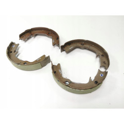 SZCZĘKI HAMULCOWE, HAMULEC POSTOJOWY TYŁ HYUNDAI i20 2008- OE 58350 1JA30