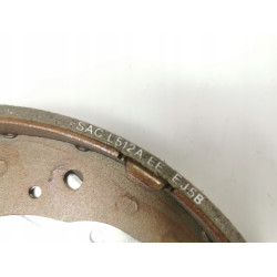 Zestaw szczęk hamulcowych, hamulec postojowy Hyundai Santamo OE 58460 M2000