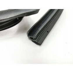 Uszczelka - przednie drzwi, boczna, lewa Hyundai Elantra 82110 2H001CH