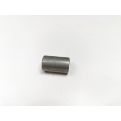 Dystans, nakrętka kołnierz poprzeczki silnika Hyundai Accent OE 21721 24000