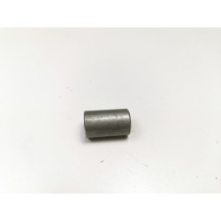 Dystans, nakrętka kołnierz poprzeczki silnika Hyundai Accent OE 21721 24000