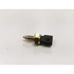 Wyłącznik świateł wstecznego biegu ALFA ROMEO 164 FIAT CROMA OE 7565135