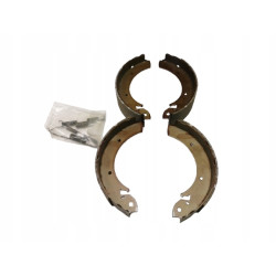 Szczęki hamulcowe tył LUCAS Nissan Trade OE 06905320-0