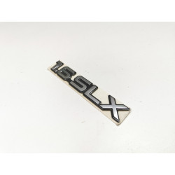 EMBLEMAT 1.6SLX NISSAN PRIMERA P10 OE 84896-90J02
