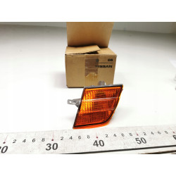 Kierunkowskaz Lewy Przód Nissan Micra III OE 226135AX600 26135-AX600