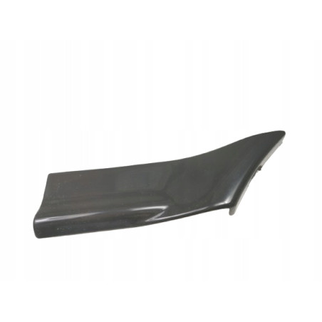 Zakończenie listwy bocznej Prawa Nissan Sentra Sunny 6387461Y00 63874-61Y00