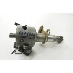 Rozdzielacz Z CZUJNIKEM FORD Fiesta 1976-1989 (AX) OE 6144464