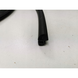 Uszczelka drzwi prawy tył Ford Fiesta VI OE 8A61-A24754-AD3YYW 1559457