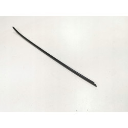 Listwa tylnej szyby Nissan Primera P10 OE 7976090J00 79760-90J00