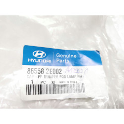 Ramka halogenu zderzaka prawy przód Hyundai Tucson 2004- OE 86558 2E002