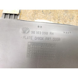 Boczek drzwi prawy przód Daewoo Nexia N100 OE 96163098 96189818