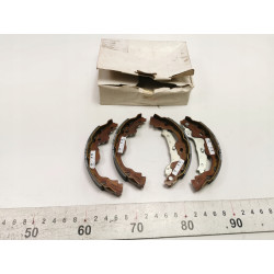 SZCZĘKI HAMULCOWE TYLNE TOYOTA AYGO OE 04495-0H010