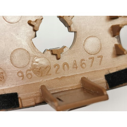 KRATKA RAMKA KRATKI NAWIEWU ŚRODKOWA PEUGEOT 607 9632204677 8265.G0