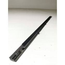 Listwa drzwi, uszczelka szyby przód lewy Chevrolet Epica 2006-2011 96635825