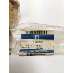 RURA WSPORNIK OSŁONA ŚRODKOWEJ PRZESTRZENI ŁADUNKOWEJ TYŁ VECTRA B 90503223