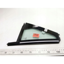 Szyba drzwi prawy tył Range Rover 2013- OE LR065505