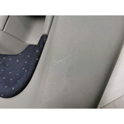 Boczek prawy tył Renault Clio II 3d OE 7700845181 8200083678