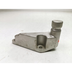 Wspornik mocowania silnika przód Audi 80 90 Coupe OE 8A0199343B