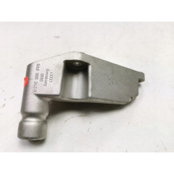 Wspornik mocowania silnika przód Audi 80 90 Coupe OE 8A0199343B