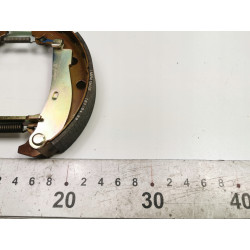 Zestaw szczęk hamulcowych, cylinderków, sprężyn PEUGEOT 305 OE 4241.6Y