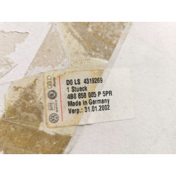Uchwyt Audi do środkowej części kratki nawiewu Audi A6 2002- OE 4B0858005P