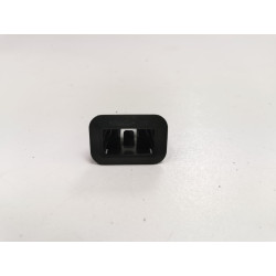 TULEJA KLIPS MOCOWANIE PRZY SIEDZISKA TYLNEJ KANAPY AUDI Q7 2016- 4M0886373