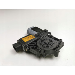 SILNIK PODNOSZENIA SZYB PRAWY PRZÓD OPEL CORSA B OE 6207010 90520194