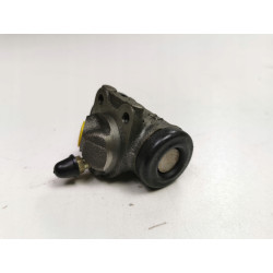 Cylinderek hamulcowy tył Peugeot 309 Renault 11 OE 4402.79