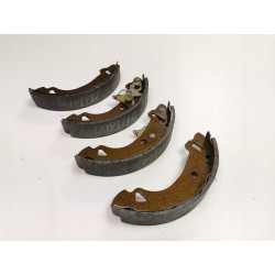 Szczęki hamulcowe tył Fiat Uno Panda OE 71738377 9945371