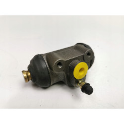 Cylinderek hamulcowy tył Fiat Ducato Peugeot J5 Citroen C25 OE 9945939