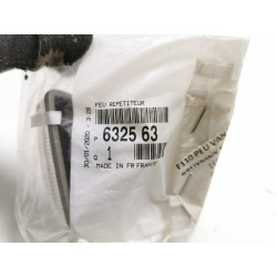 Lampka boczna kierunkowskazu AXO SCINTEX Peugeot 306 OE 6325 63