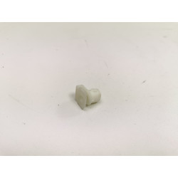 SPINKA NADKOLA ZDERZAKA HALOGENÓW OSŁON DESKI KONSOLI OPEL CITROEN 6935 E0