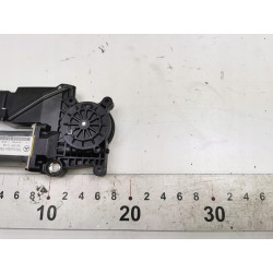 SILNIK ELEKTRYCZNY SZYBY PRZEDNIEJ PRAWEJ MERCEDES-BENZ A KLASA A1688201042