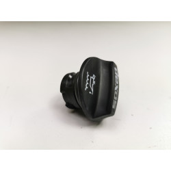 KOREK WLEWU OLEJU OPEL ASTRA K J INSIGNIA A ZAFIRA C MOKKA OE 55570033