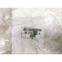 Prawa osłona tylnej belki Peugeot 208 2008 301 OE 98012219