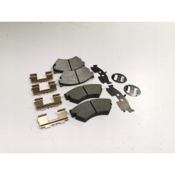 KLOCKI HAMULCOWE PRZÓD SUBARU JUSTY 84-OE 725193041