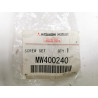 Śruba zatrzask drzwi Mitsubishi OE MW400240