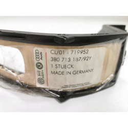 ŻALUZJA ROLETKA TUNELU SCHOWKA VW PASSAT 3B 2001- OE 3B0713187