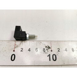 WŁĄCZNIK ŚWIATEŁ STOP HYUNDAI GETZ I20 I30 IX35 KIA CEED OE 93810 2E000