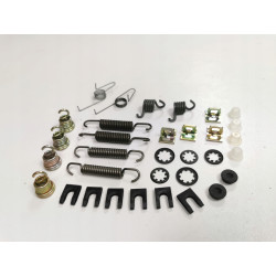 Zestaw dodatków, szczęki hamulcowe Citroen Visa Peugeot 104 OE 4308.30