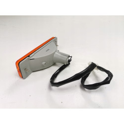 KIERUNKOWSKAZ MIGACZ MAZDA 626 83-87 L-P PRZÓD OE GB90-51-070A