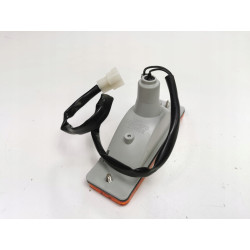 KIERUNKOWSKAZ MIGACZ MAZDA 626 83-87 L-P PRZÓD OE GB90-51-070A