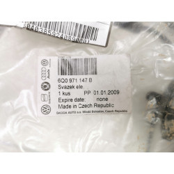 Wiązka elektryczna klapy tylnej Skoda Fabia 2000- OE 6Q0971147B