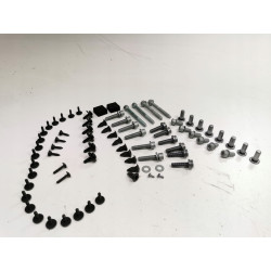 ZESTAW ŚRUB MOCOWAŃ DO ZDERZAKA TYŁ AUDI A2 8Z 2000-2005 OE 8Z0098627