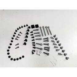 ZESTAW ŚRUB MOCOWAŃ DO ZDERZAKA TYŁ AUDI A2 8Z 2000-2005 OE 8Z0098627