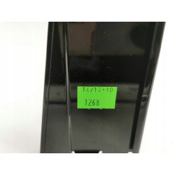 Listwa zgarniająca tylnych prawych drzwi VW PASSAT 3B5839902041 3B5839902