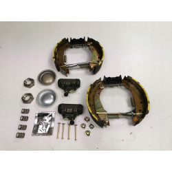 Zestaw do hamulców, hamulce bębnowe tył Peugeot 309 OE 4241.7H