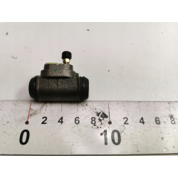 Zestaw do hamulców, hamulce bębnowe tył Peugeot 309 OE 4241.7H