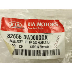 STELAŻ KLAMKI LEWY PRZÓD KIA SPORTAGE III 2010-2015 OE 82655 3W000QQK