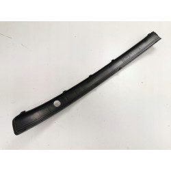 Listwa zderzaka prawy przód Skoda Superb 2002- OE 3U0807718B9B9 3U0807718B